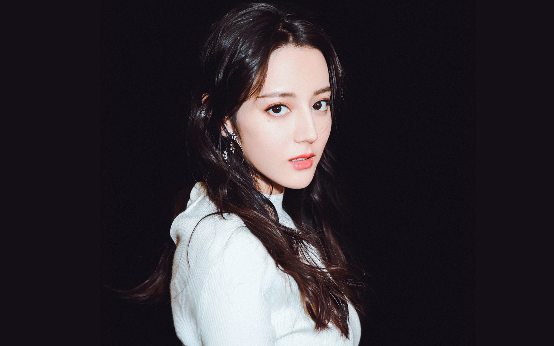 鹰击长空,当西北狼群翱翔,希腊怪兽于生死边缘展翅