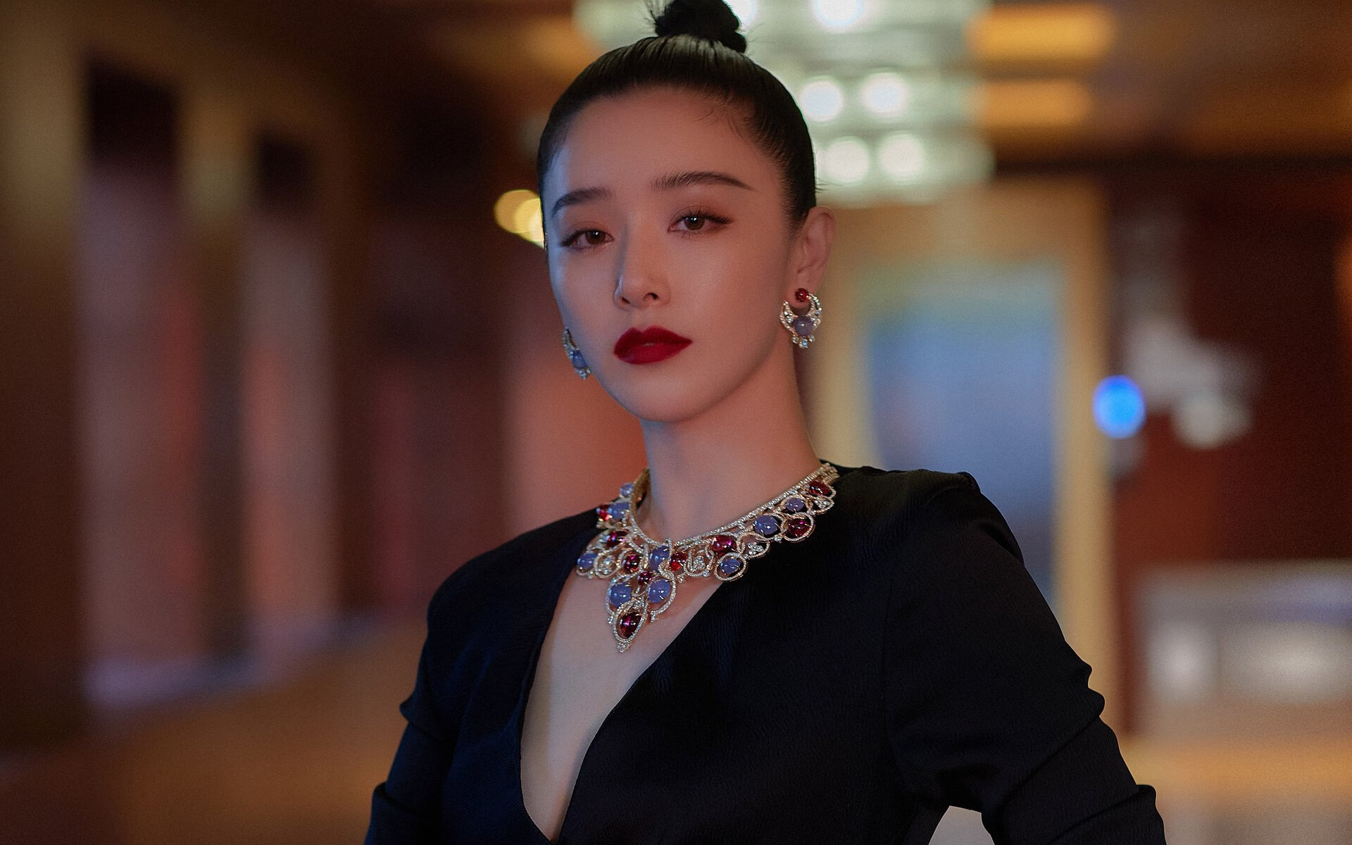 时空交错的绿茵传奇,当阿根廷蓝白遇上罗马红狼,伊萨克如何成为异次元对决的永恒焦点