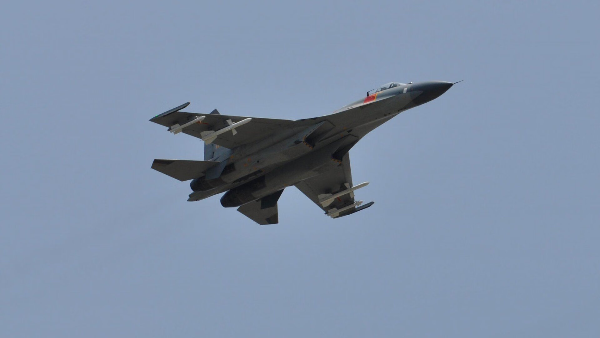 双线狂飙,F1新赛季揭幕战的极速启示与黄蜂翻盘骑士的逆转哲学