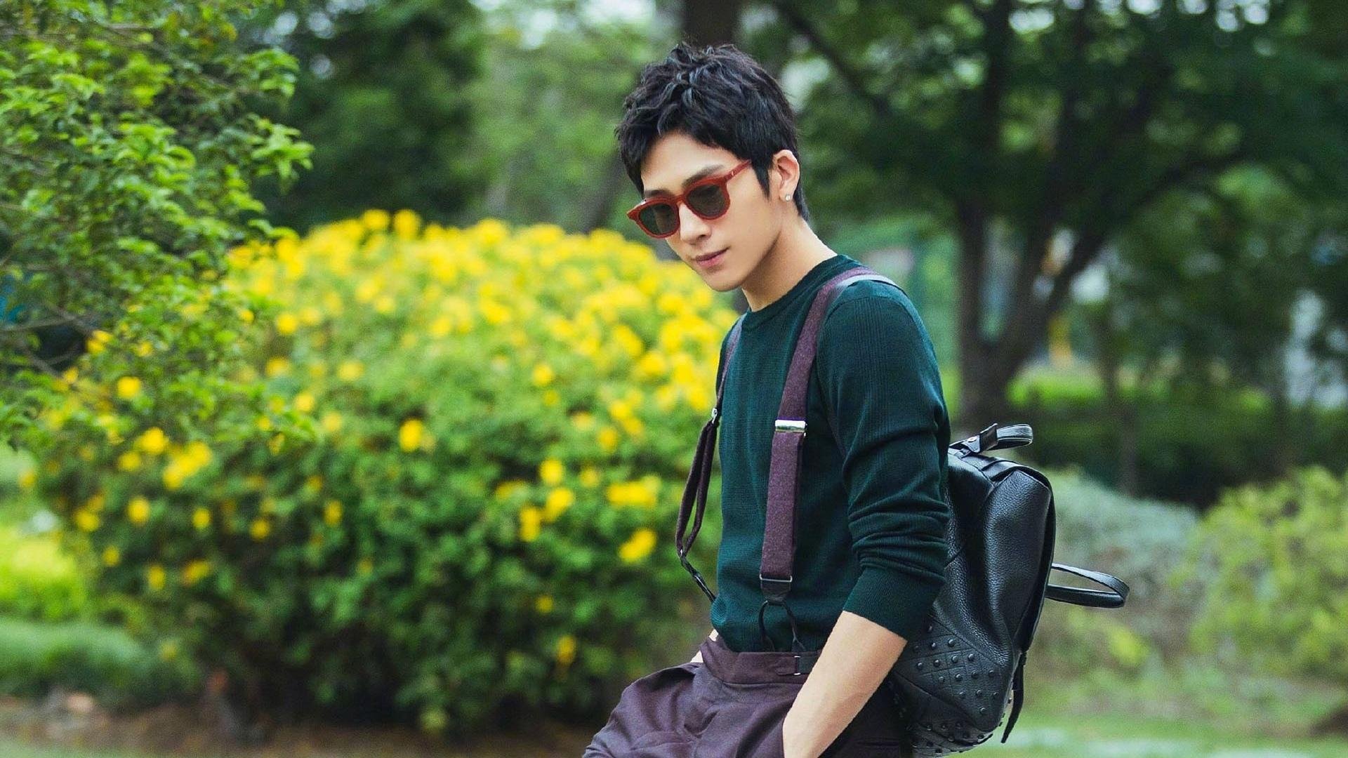 两个平行世界的同一剧本,当尼克斯一波带走雷霆,浓眉在诺坎普接管比赛