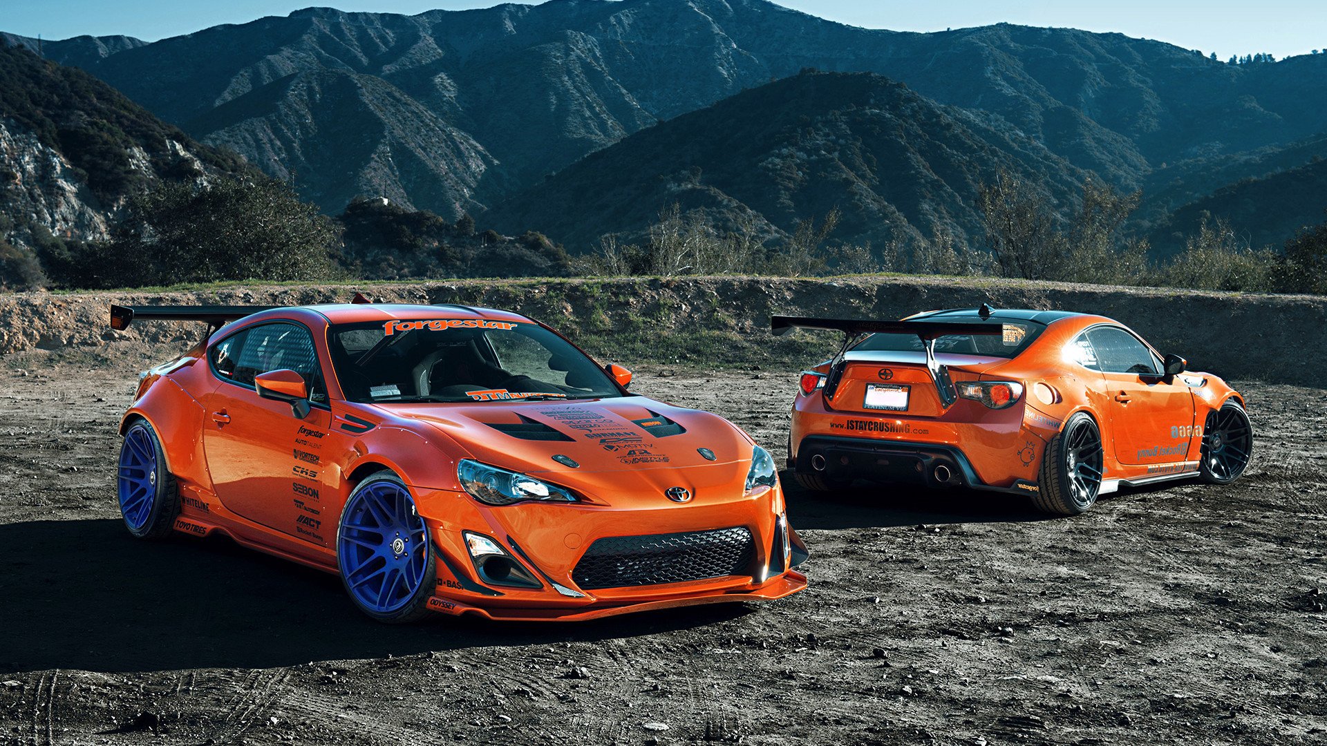 北卡罗来纳的弯道上，伦纳德接管了方向盘