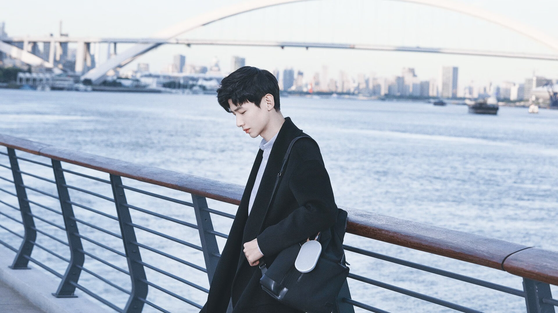 跨越太平洋的呼应，姜宇星的绝命防守与锡安的王者之怒